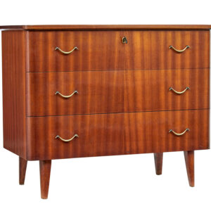 MID-20TH CENTURY DANISH TEAK CHEST OF DRAWERS