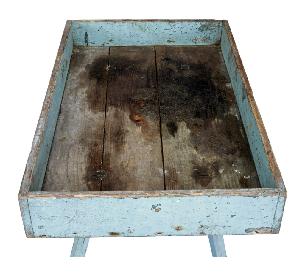 19th Century Swedish Painted Pine Garden Room Tray Table — image 2