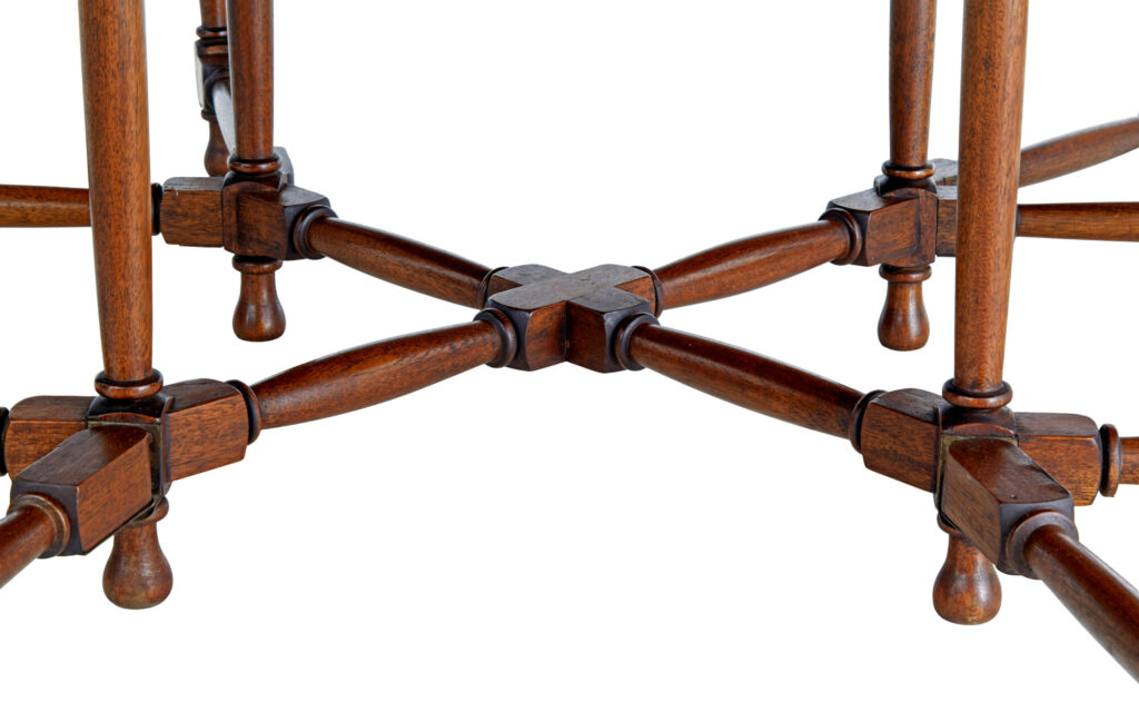 Early 20th Century Chippendale Influenced Mahogany Gateleg Table — image 2