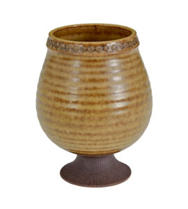 MID 20TH CENTURY CERAMIC POT BY GUNNAR NYLUND OF RORSTRAND