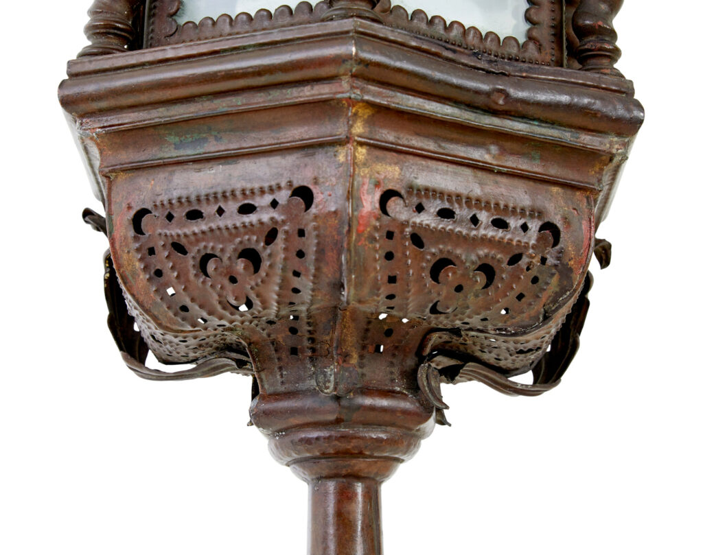 Pair of Late 19th Century Copper Venetian Lamps on Poles — image 2