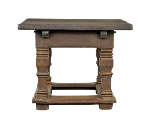 Flemish 17th Century Carved Oak Table — thumbnail 4