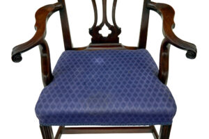 Early 19th Century Set of 10 Chippendale Design Dining Chairs — thumbnail 5