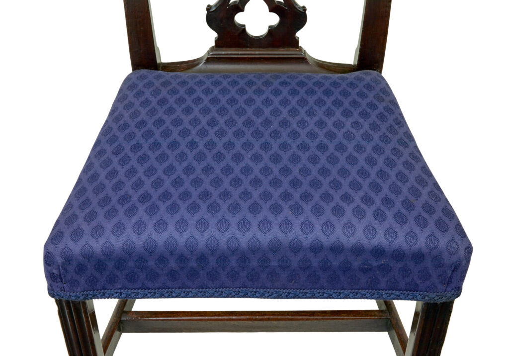Early 19th Century Set of 10 Chippendale Design Dining Chairs — image 3