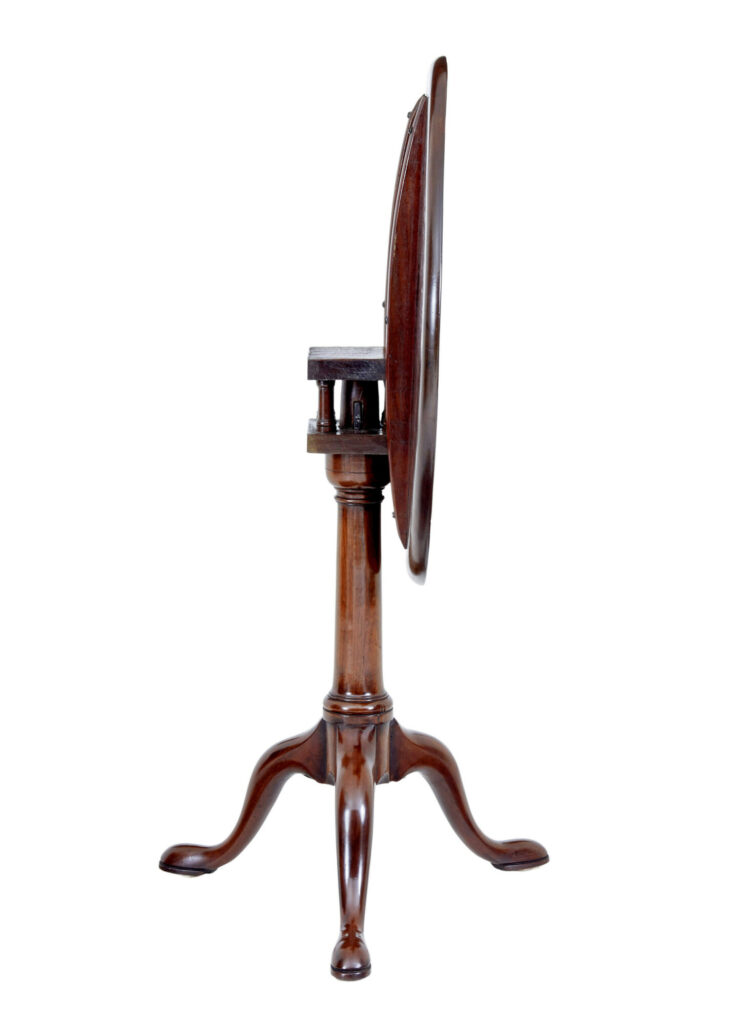 Early 19th Century Georgian Mahogany Tripod Table — image 7