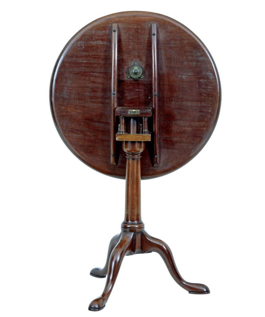 Early 19th Century Georgian Mahogany Tripod Table — image 6