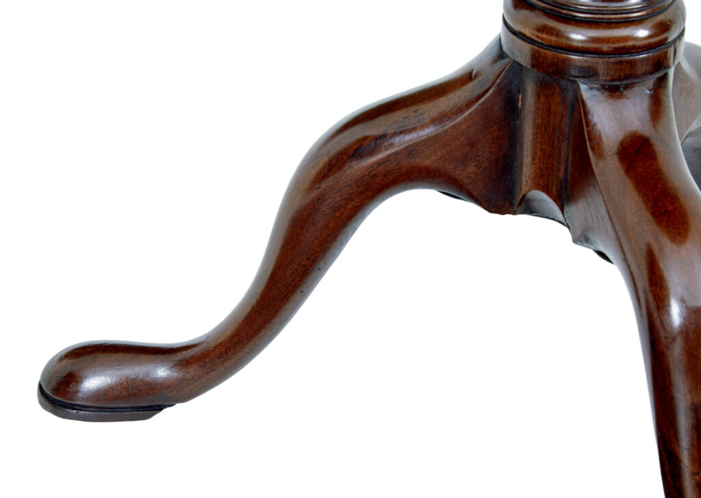 Early 19th Century Georgian Mahogany Tripod Table — image 2