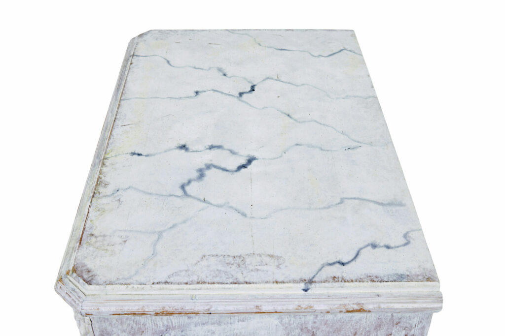 Swedish Pair of White 19th Century Painted Chest of Drawers — image 2