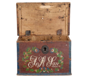 Scandinavian Hand Painted Folk Art Pine Box — thumbnail 7