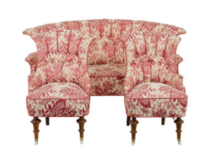 EARLY 20TH CENTURY 3 PIECE UPHOLSTERED SALON SUITE