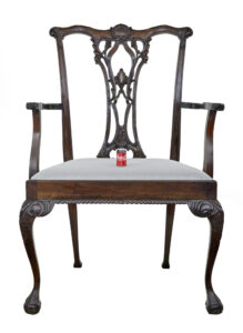 CHIPPENDALE DESIGN DINING CHAIR OF LARGE PROPORTIONS FOR DISPLAY