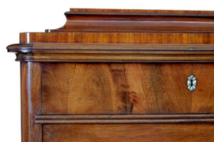 Mid 19th Century Swedish Flame Mahogany Cupboard — thumbnail 5