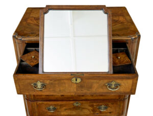 Early 20th Century Walnut Queen Anne Inspired Chest of Drawers — thumbnail 4