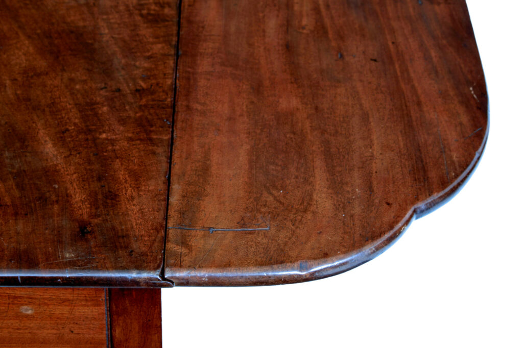 18th Century Chippendale Mahogany Pembroke Table — image 3