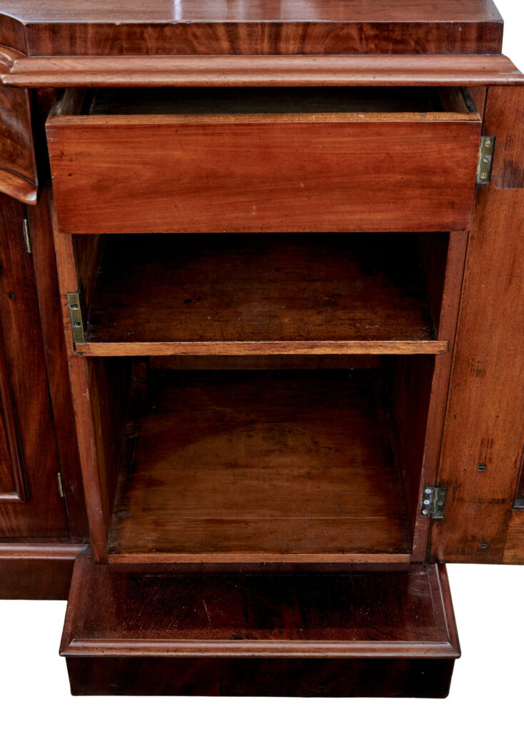 High Victorian Shaped Flame Mahogany Mirrored Sideboard — image 5