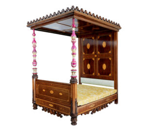 RARE 19TH CENTURY MAHOGANY AND PORCELAIN 4 POSTER BED