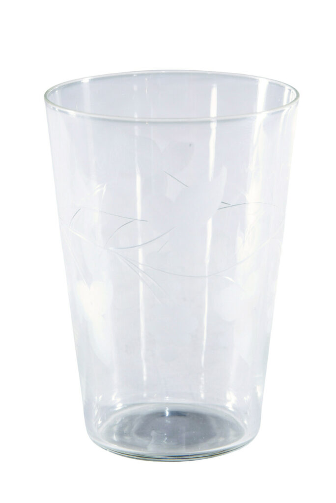 A Fine Collection of 1930’s Riihimaki Savoy Vine Etched Glasses — image 4