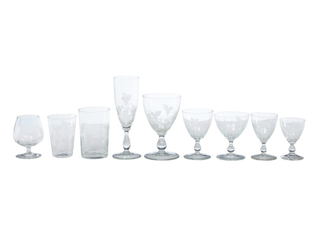 A Fine Collection of 1930’s Riihimaki Savoy Vine Etched Glasses — image 2