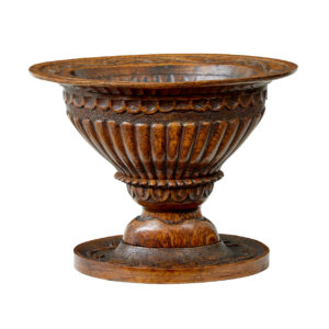 19TH CENTURY CARVED OAK LIEGE BOWL