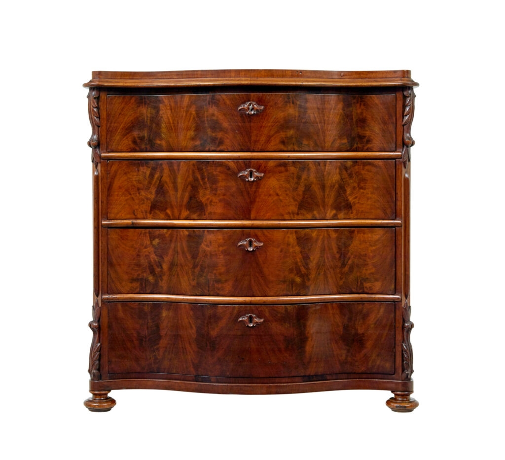 19th Century Swedish Serpentine Mahogany Chest of Drawers — image 6