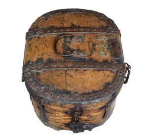 Early 18th Century Scandinavian Baroque Oak Iron Bound Box — thumbnail 3