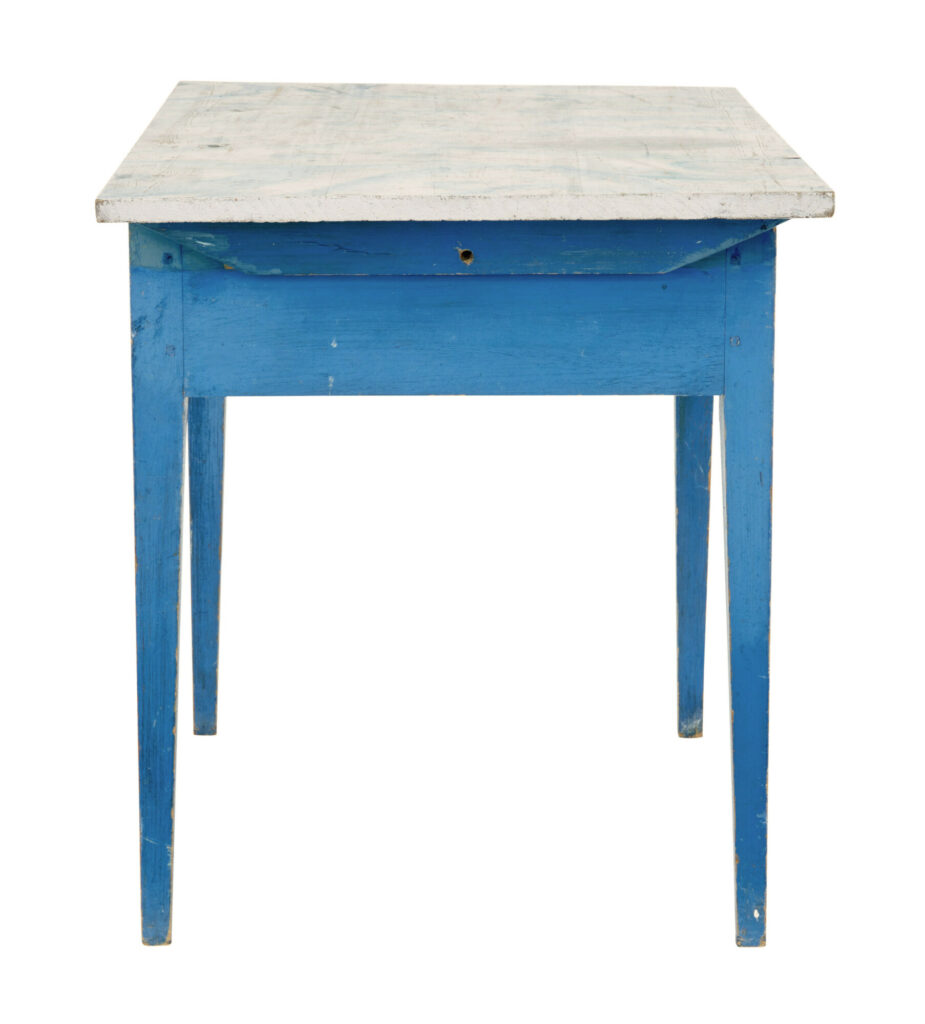 19th Century Traditional Hand Painted Swedish Side Table — image 6