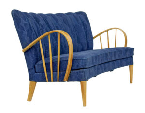 Mid 20th Century Scandinavian Elm Show Frame Sofa — thumbnail 4