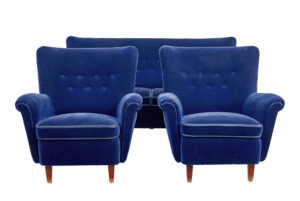 FINE MID 20TH CENTURY BLUE 3 PIECE SUITE