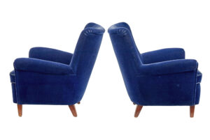 Fine Mid 20th Century Blue 3 Piece Suite — thumbnail 11