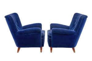Fine Mid 20th Century Blue 3 Piece Suite — thumbnail 9