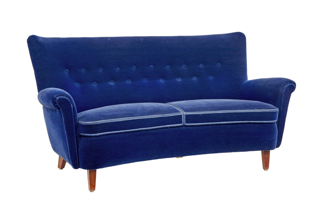 Fine Mid 20th Century Blue 3 Piece Suite — image 7