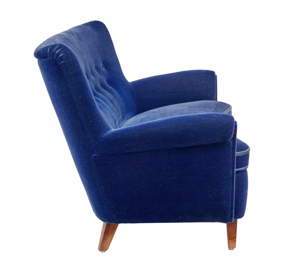 Fine Mid 20th Century Blue 3 Piece Suite — image 6