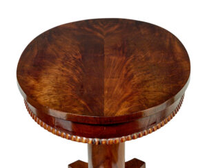 19th Century Scandinavian Flame Mahogany Oval Table — thumbnail 4