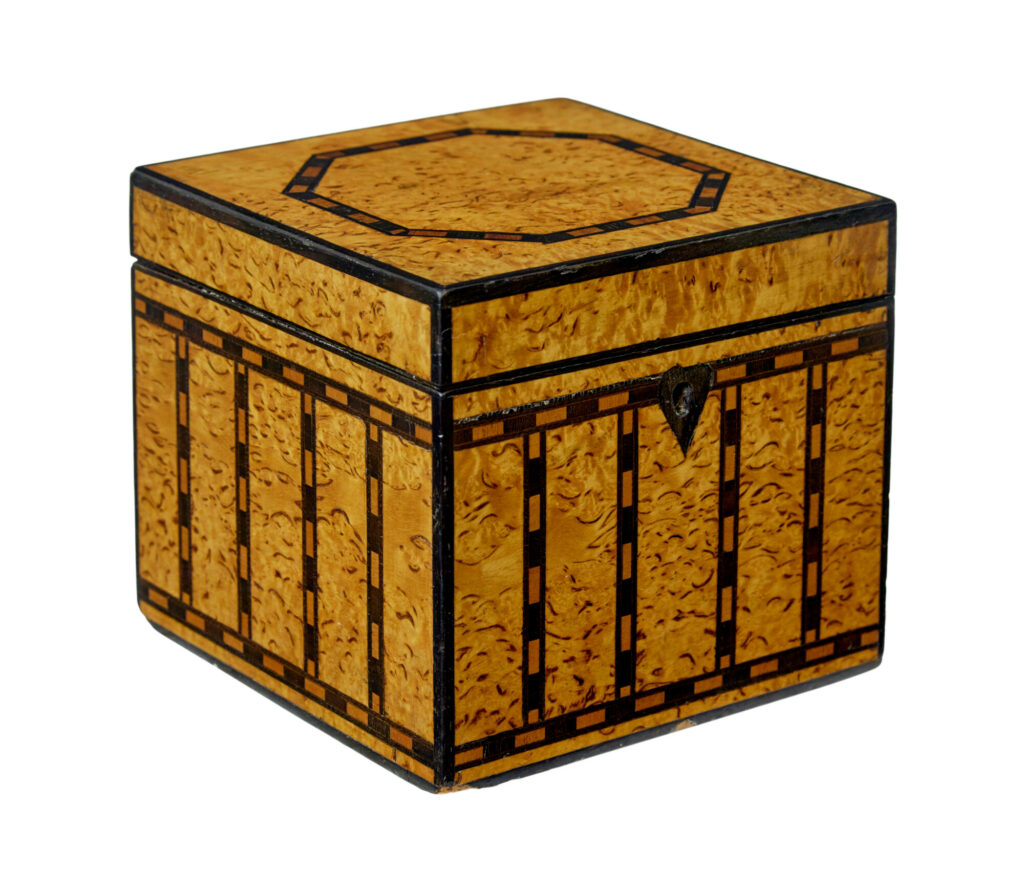 Decorative Early 20th Century Burr Birch Inlaid Box