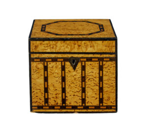 Decorative Early 20th Century Burr Birch Inlaid Box — thumbnail 3