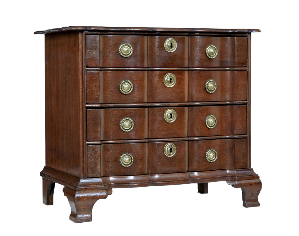 19th Century Shaped Front Oak Chest of Drawers