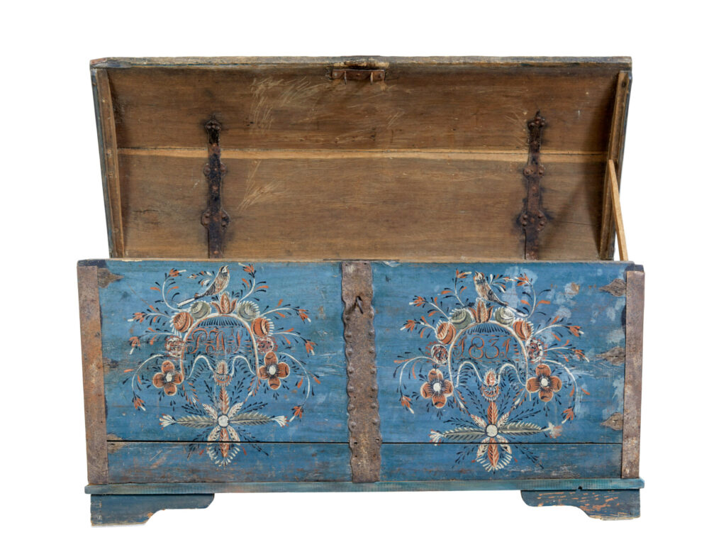 Swedish 19th Century Hand Painted Oak Coffer — image 8
