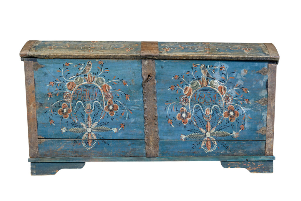Swedish 19th Century Hand Painted Oak Coffer — image 7