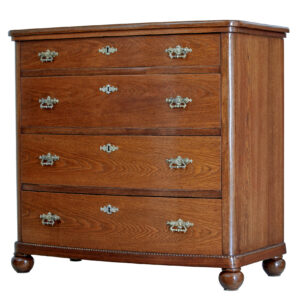 19TH CENTURY BOW FRONT OAK CHEST OF DRAWERS