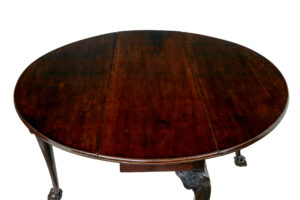 18th Century Carved Mahogany Dropleaf Table — thumbnail 8
