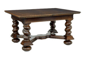 EARLY 20TH CENTURY OAK EXTENDING DINING TABLE