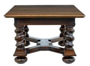 Early 20th Century Oak Extending Dining Table — thumbnail 9