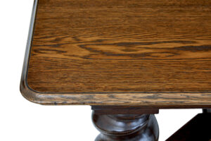 Early 20th Century Oak Extending Dining Table — thumbnail 7