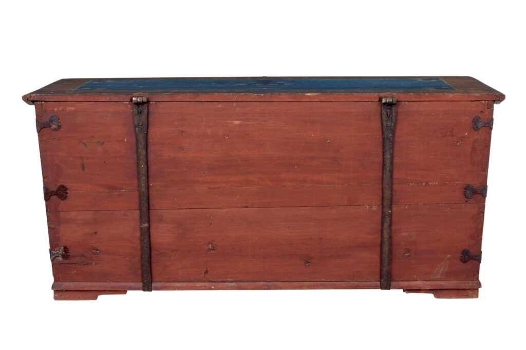 Mid 19th Century Traditional Swedish Painted Coffer — image 8