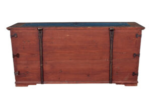 Mid 19th Century Traditional Swedish Painted Coffer — thumbnail 8