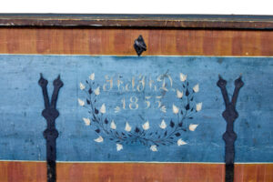 Mid 19th Century Traditional Swedish Painted Coffer — thumbnail 6