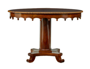 19TH CENTURY FLAME MAHOGANY OVAL SIDE TABLE