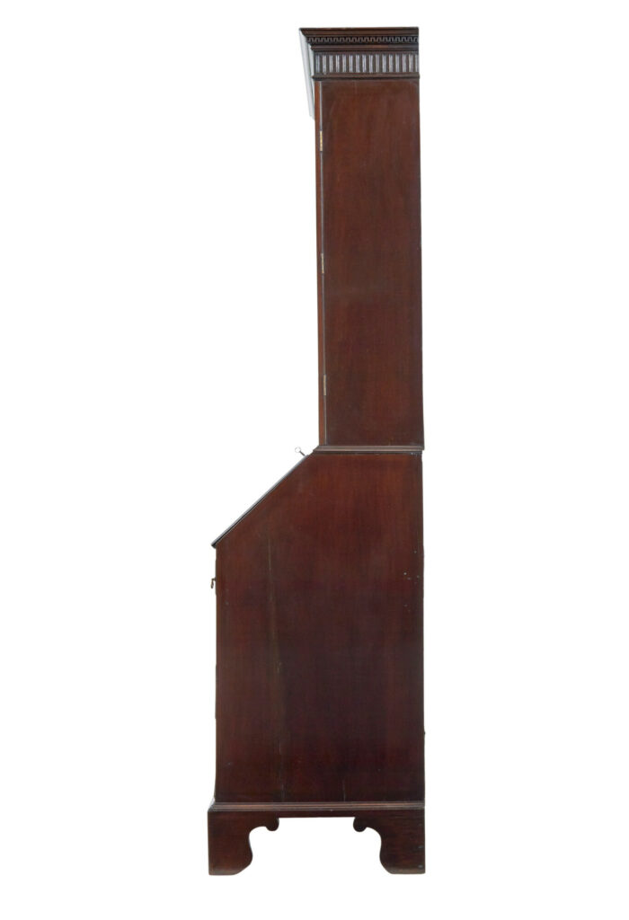 Early 19th Century Mahogany Astral Glazed Bureau Bookcase — image 7