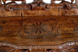 19th Century Carved Flemish Walnut Decorative Chair — thumbnail 5