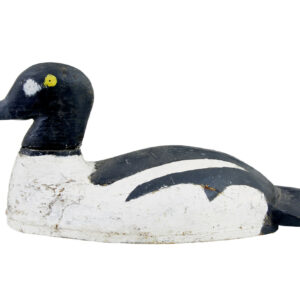 EARLY 20TH CENTURY CARVED HAND PAINTED DECOY DUCK
